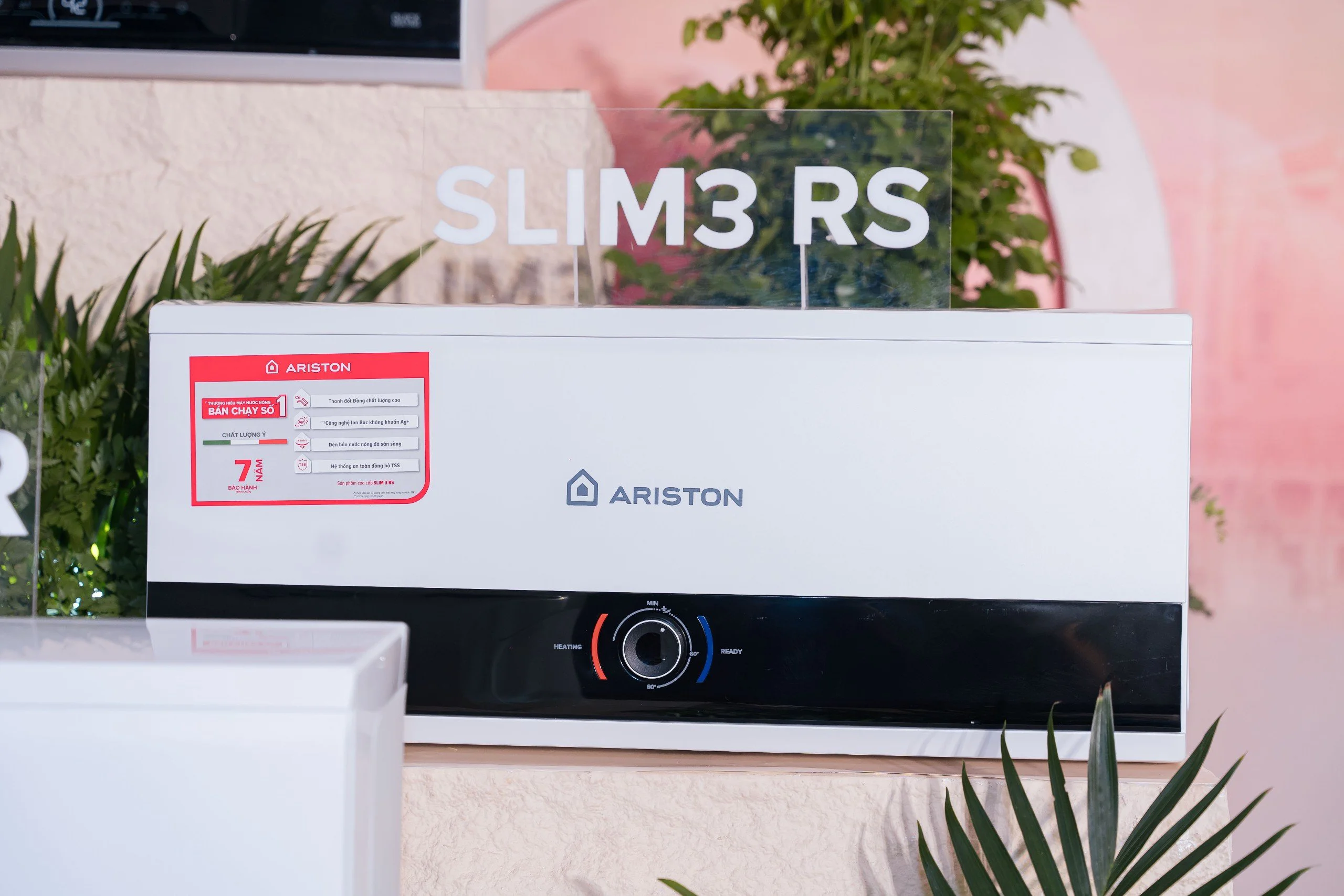 Máy nước nóng gián tiếp Ariston 30 lít SLIM3 30 RS AG+ VN - Ảnh 3