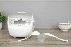 Nồi cơm điện tử Panasonic 1 lít SR-CP108NRAM